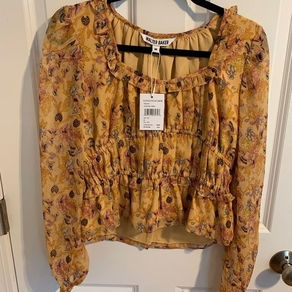 Walter Baker Medium Yellow Floral Blouse Cropped puff sleeve